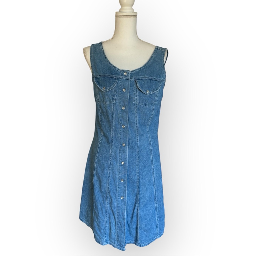 Xhilaration Women Sleeveless Pearl Snap Denim Mini Dress 1990s